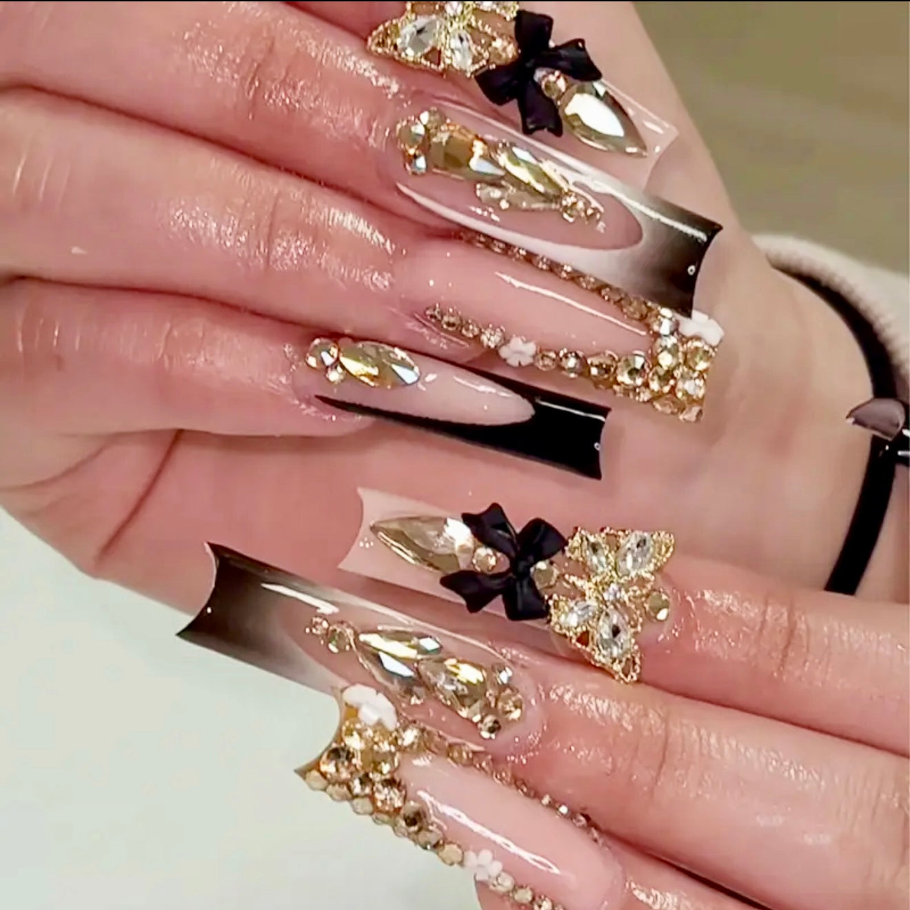 Black and Gold Long Press On Nails