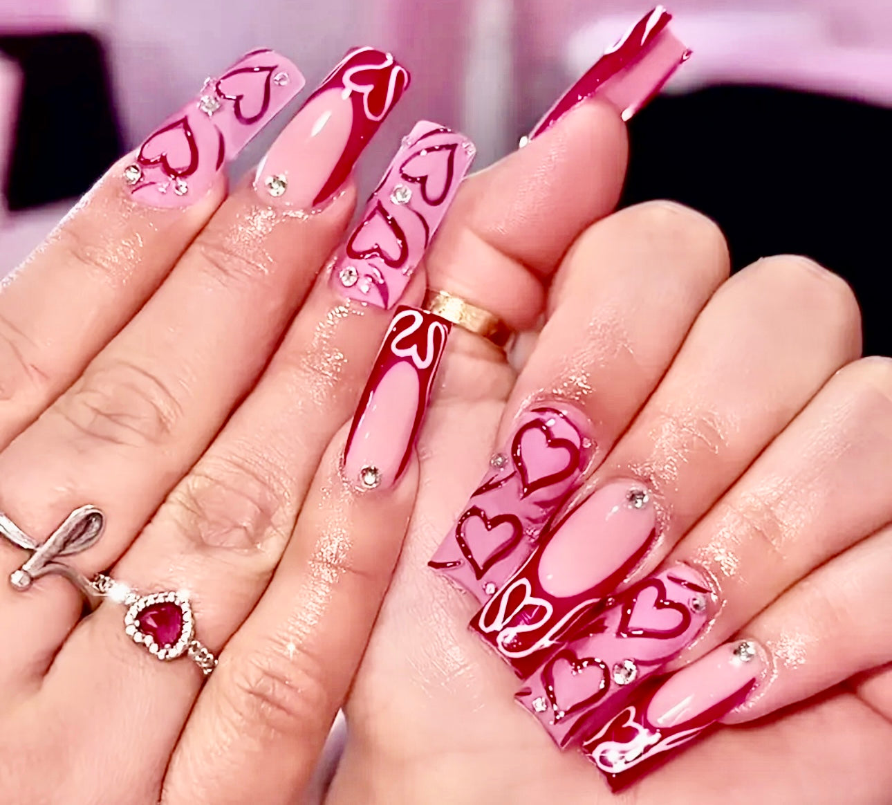 Valentine’s Day Design Long Press On Nails