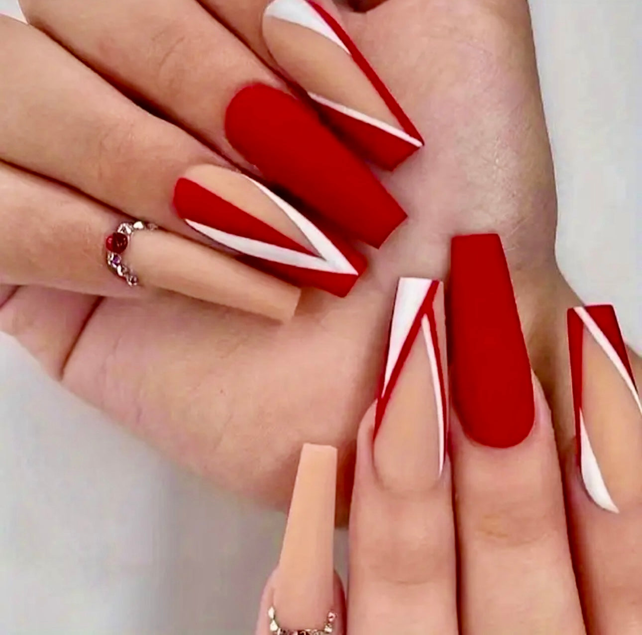 Valentine’s Day Design Long Press On Nails