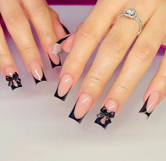 Black Short Press On Nails